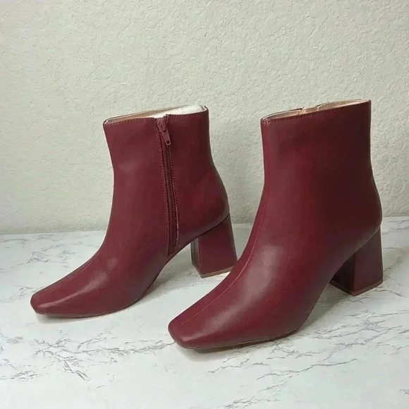 Journee Collection Square Toe Haylinn Warm Brick Color Bootie Size 6 - Picture 1 of 13